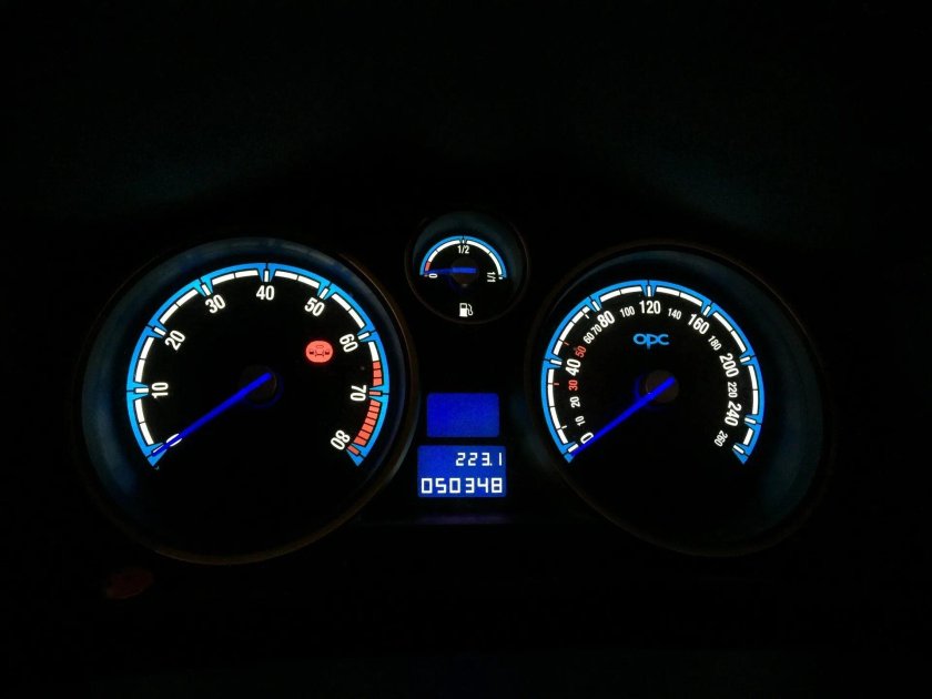 Приборная панель OPC Opel