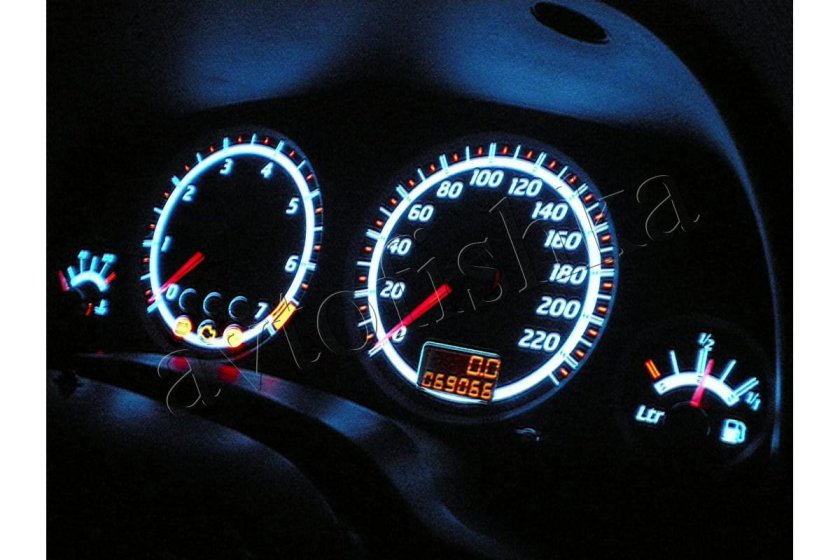 Подсветка приборной панели на Опель Астра
