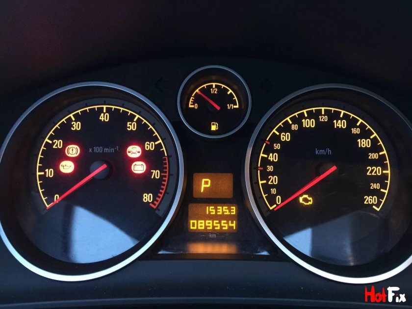 Панель приборов Опель Астра h