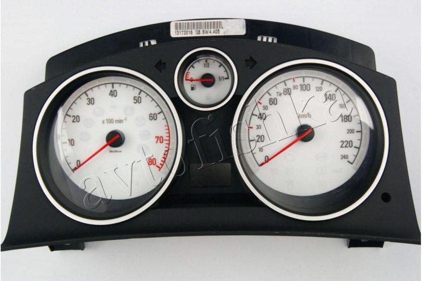 Приборная панель Опель Астра h