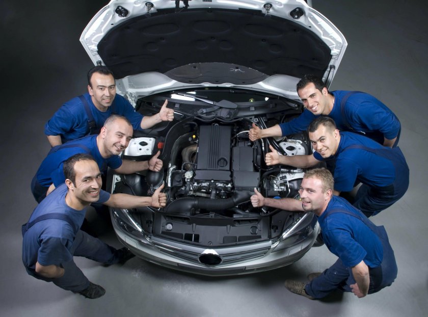 Команда автосервиса