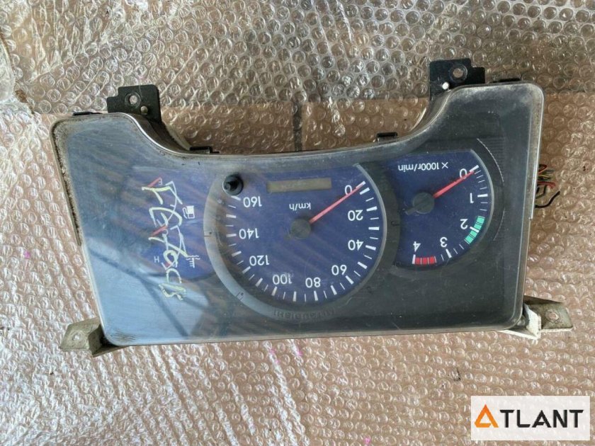 Щиток приборов