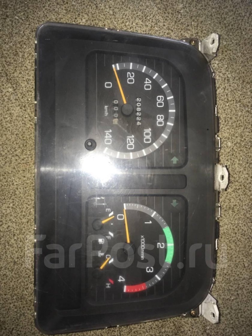 Панель приборов Митсубиси Кантер