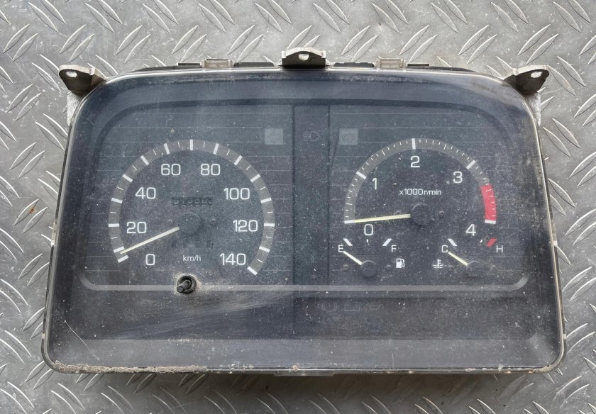 Щиток приборов митсубиси кантер