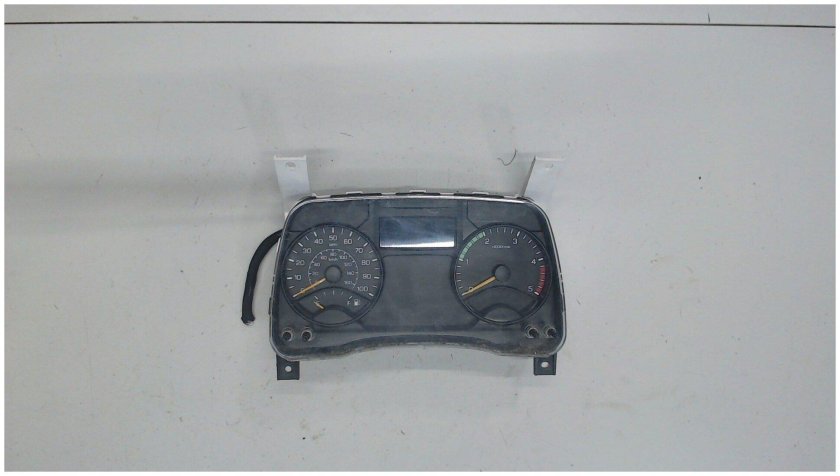 Панель приборов Митсубиси Кантер