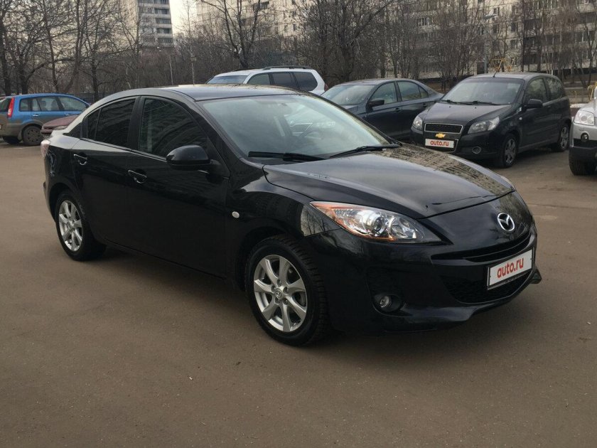Мазда 3 2012 черная