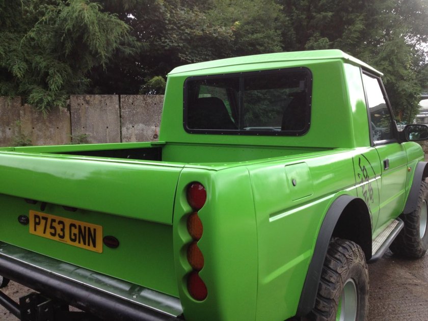 Ленд Ровер пикап