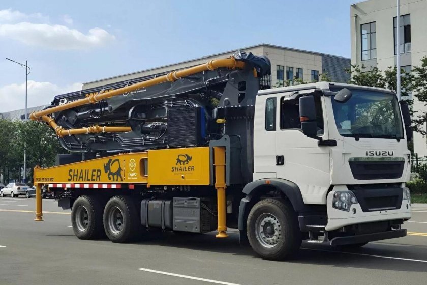 Линейный бетононасос