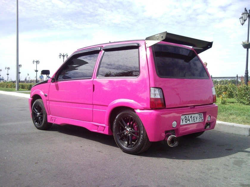 ВАЗ 1111 Ока розовая