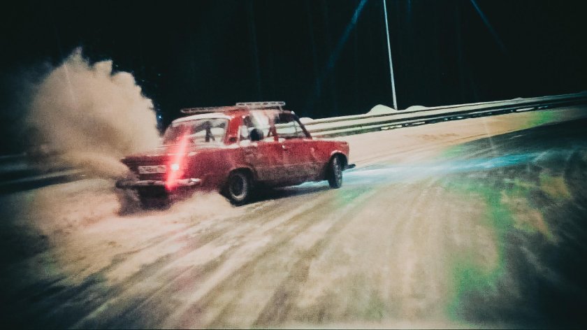ВАЗ 2107 зимний дрифт ночь