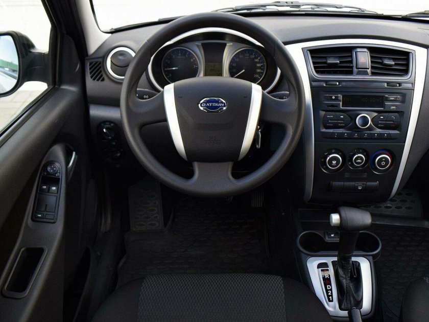 Салон Гранта и Датсун