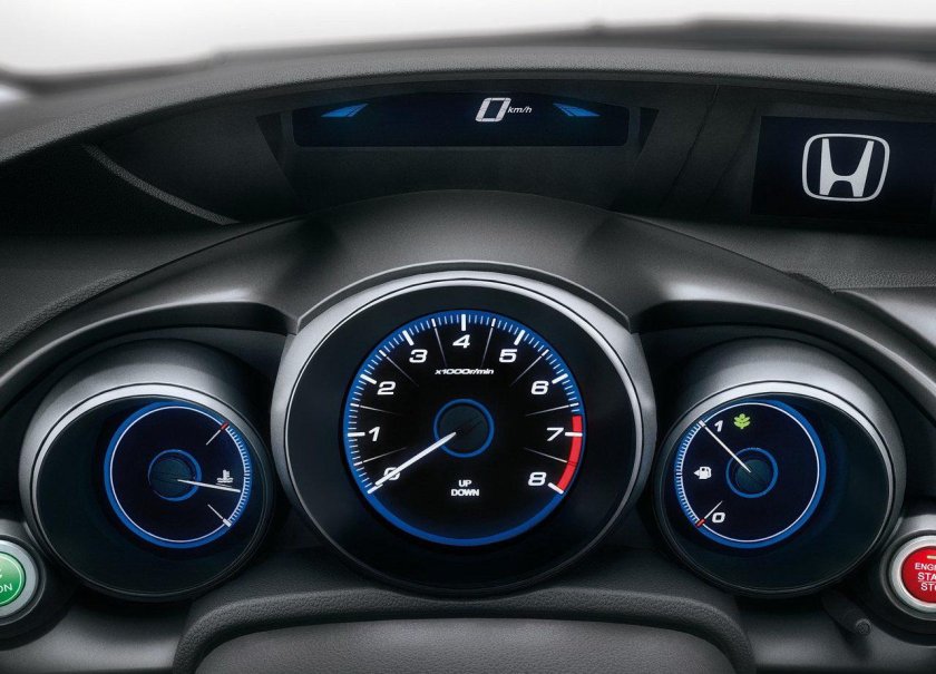 Honda Civic 5d панель приборов