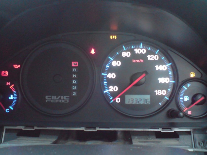 Honda Civic приборная панель 2002