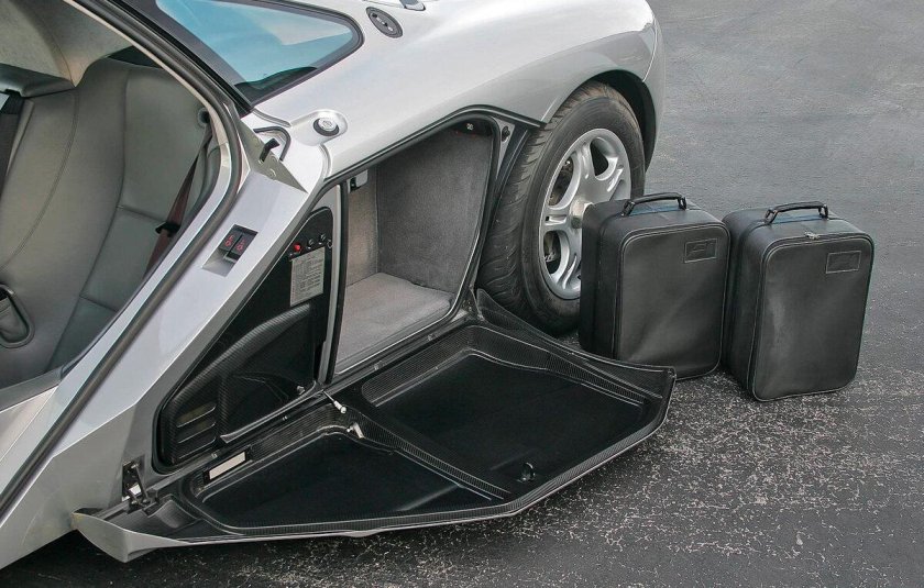 MCLAREN f1 багажник