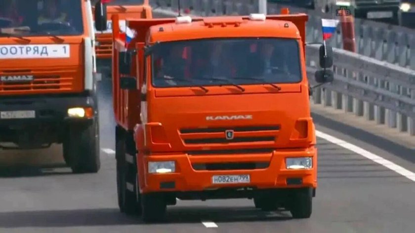 За рулем КАМАЗА