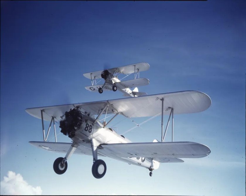 Самолёт биплан Стирмен