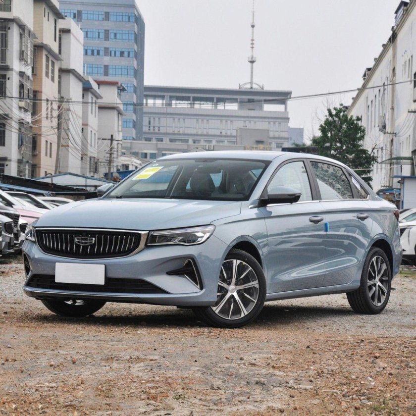 Джили Эмгранд новый 2023