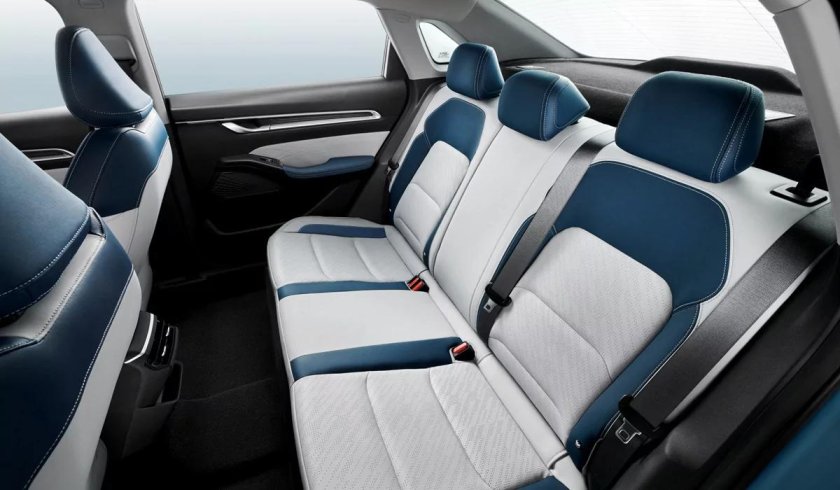 Geely Emgrand 7 2023