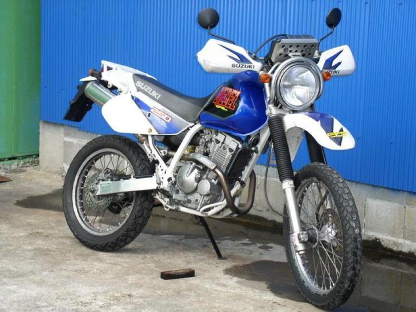 Djebel 250xc