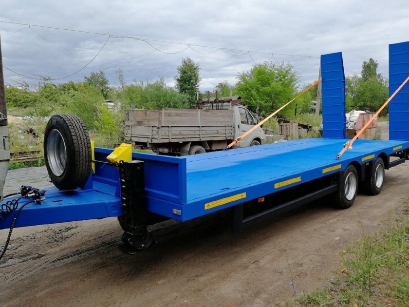 Прицеп для перевозки спецтехники