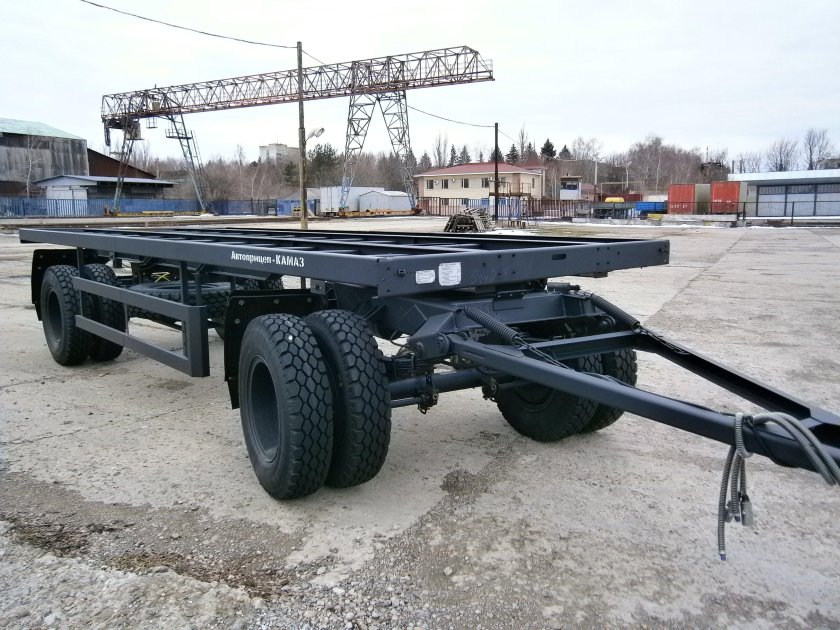 Бортовой прицеп НЕФАЗ-8332