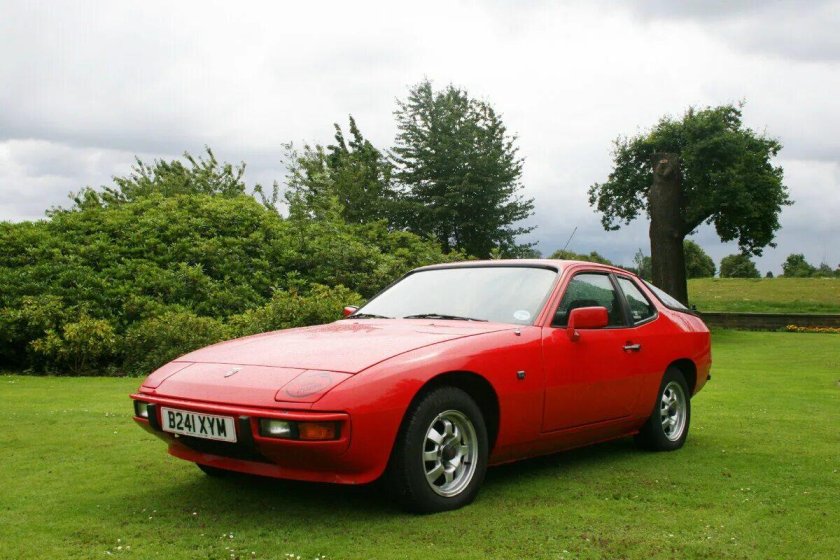 Porsche 924