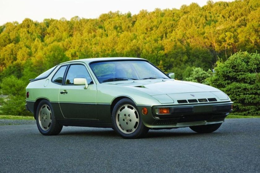 Porsche 924s