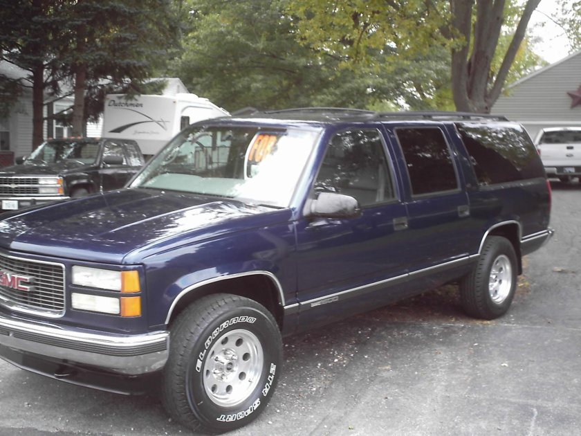 GMC Субурбан 1997