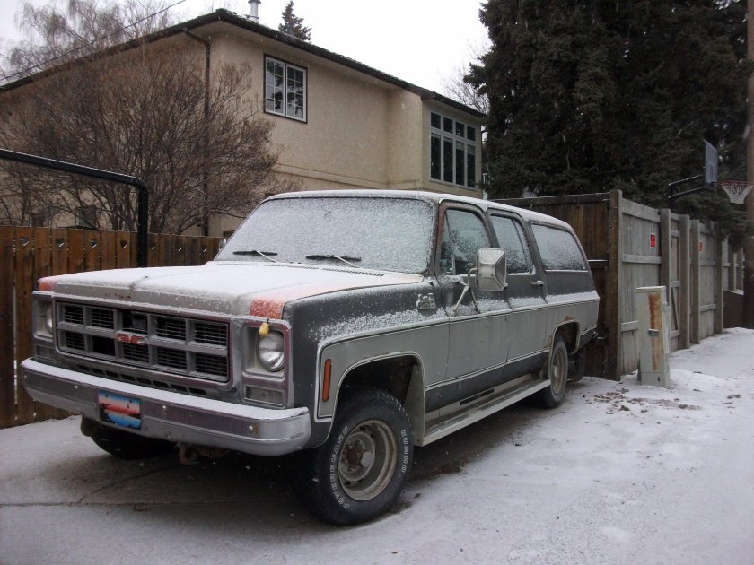 GMC Suburban