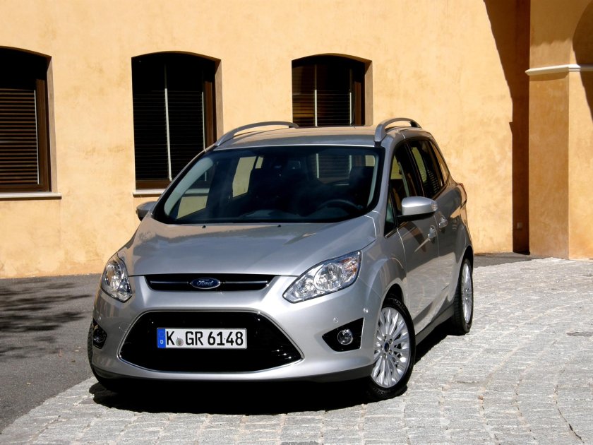 Ford Grand c Max 2011