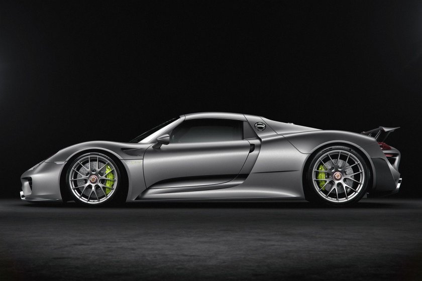 Porsche 918 Spyder серый