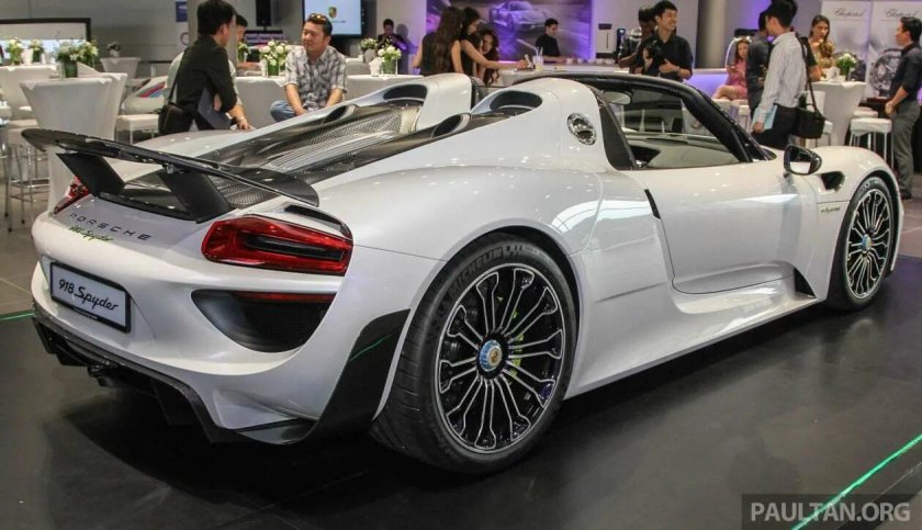 Порше 918 Спайдер