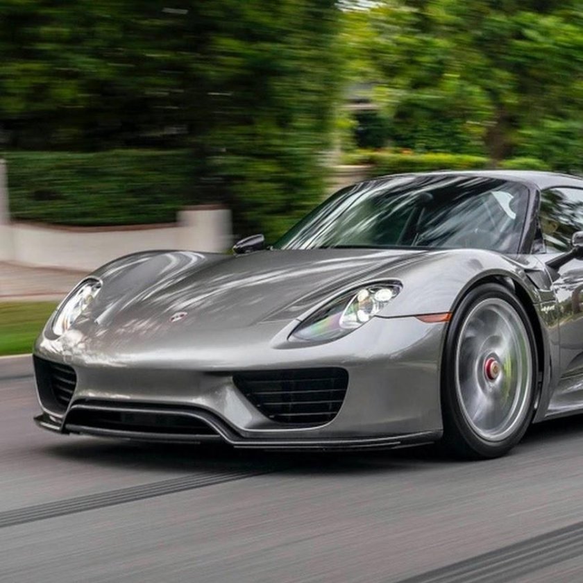 Порше 918 Спайдер купить 887 лс