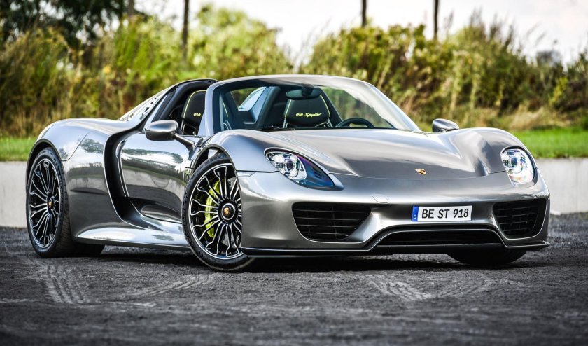 Porsche 918 Спайдер