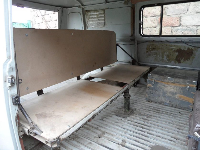 Спальник в УАЗ 2206