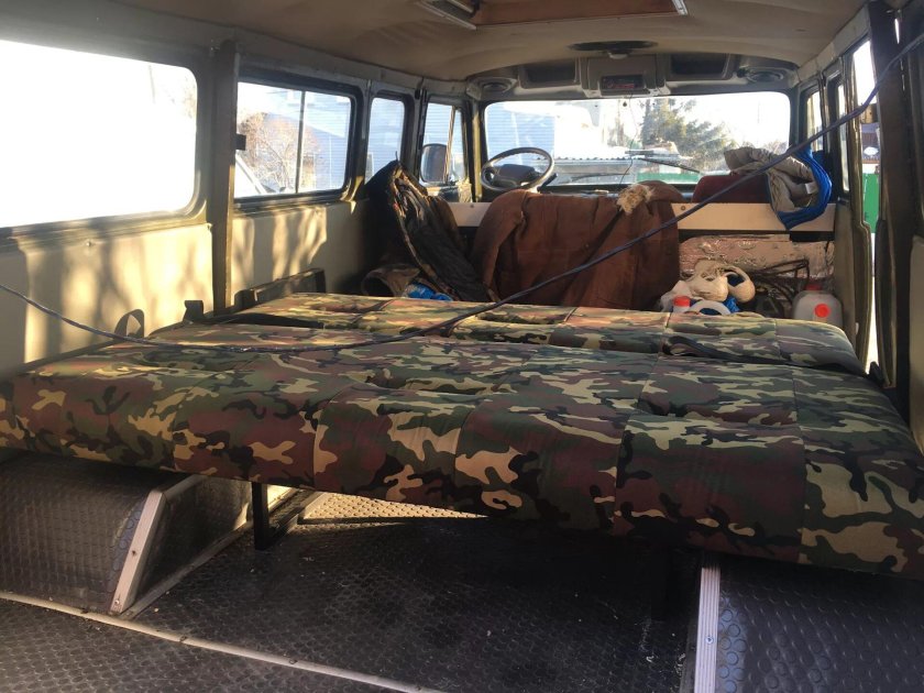 Спальник в УАЗ Буханка 3909