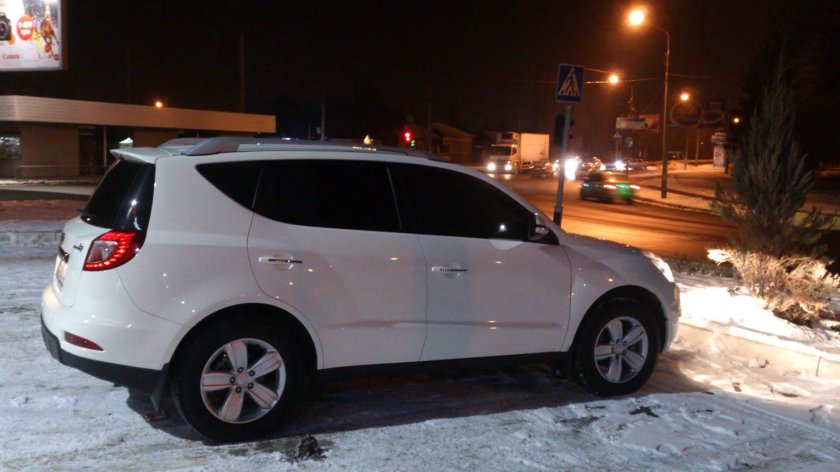 Джили Эмгранд х7 тонированный