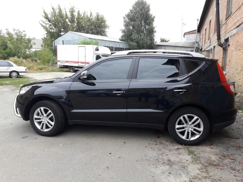 Тюнингованные Джили Эмгранд х7