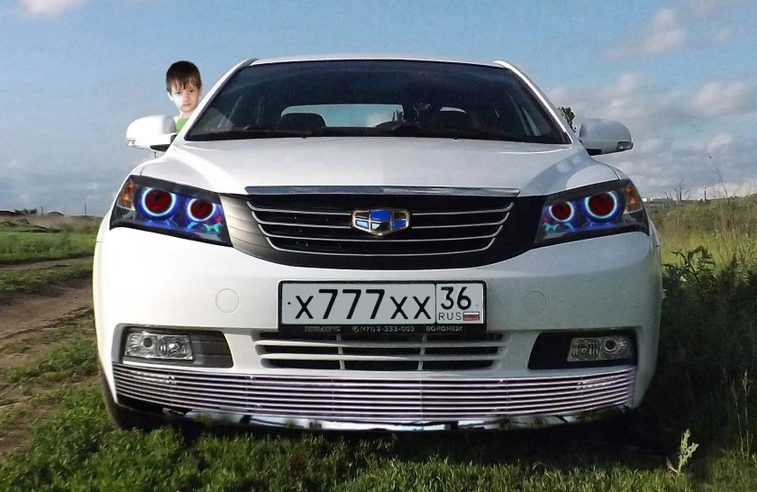 Ангельские глазки Geely Emgrand ec7