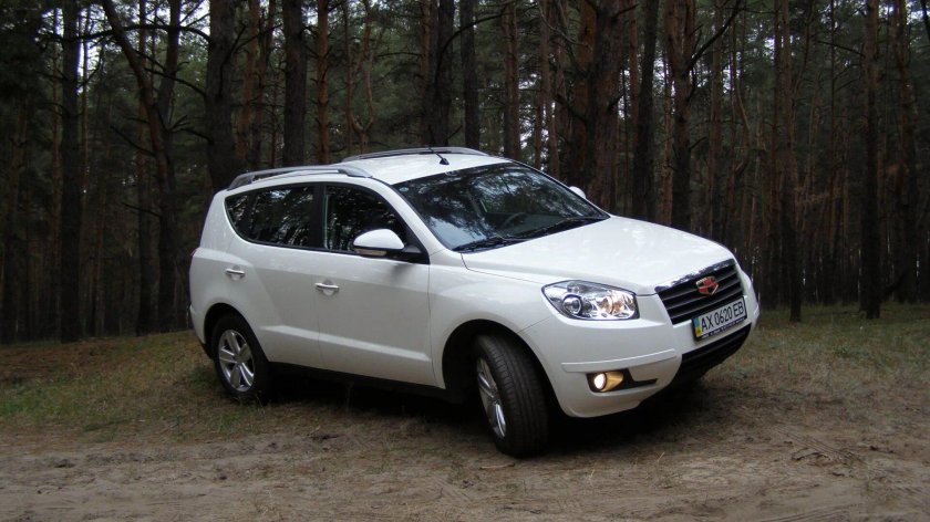 Geely Emgrand x7 белый