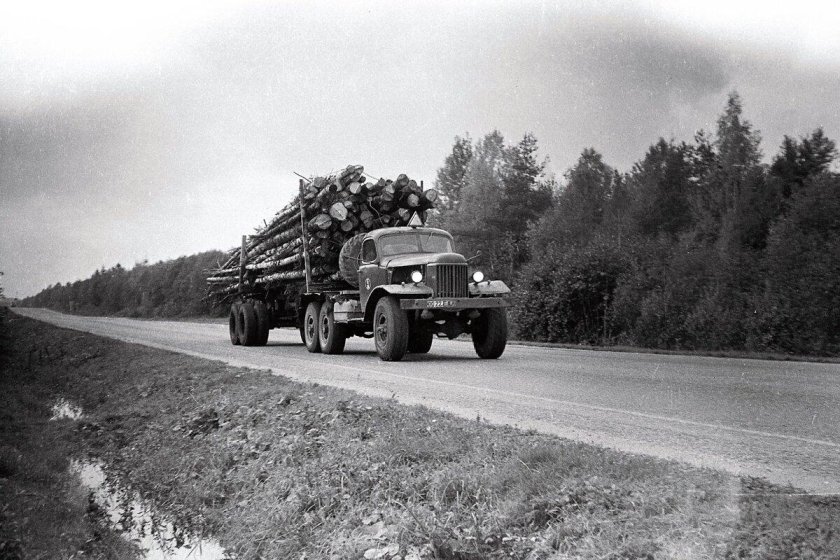 Зил 157 лесовоз