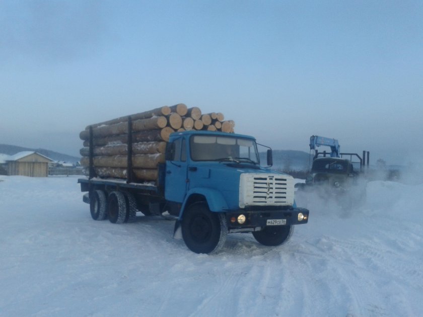 Зил 133 лесовоз