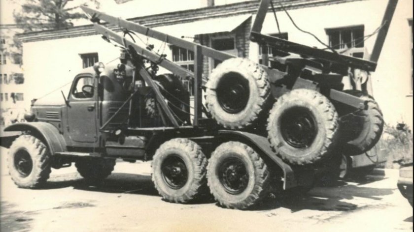 ЗИЛ 157 лесовоз с роспуском