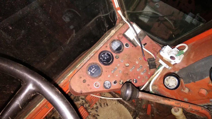 СК-5 Нива кабина