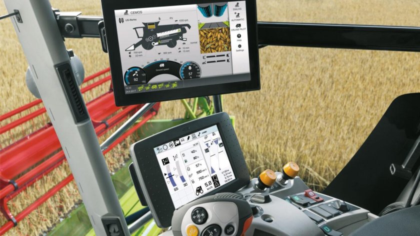 CLAAS Lexion трактор