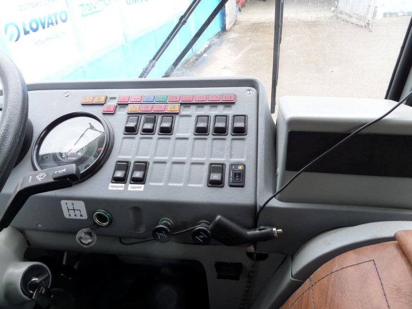 Приборная панель ПАЗ 32053