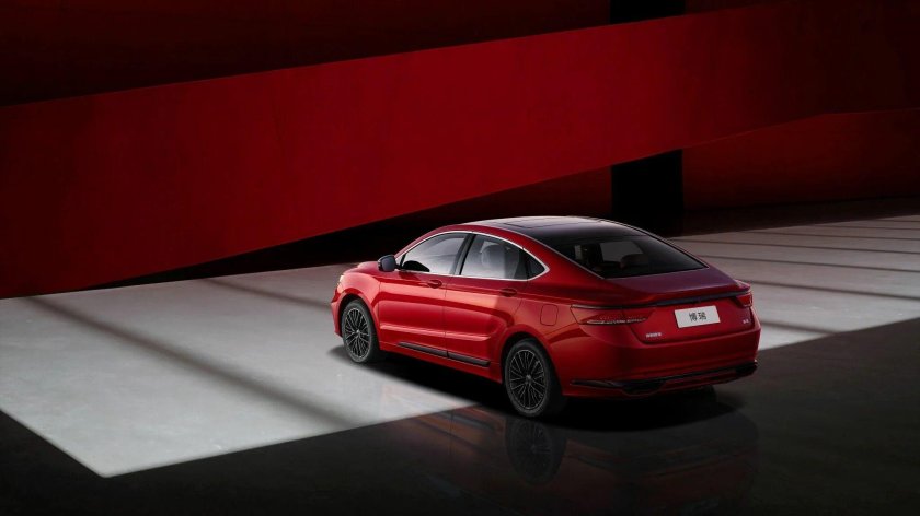 Geely Emgrand gt 2022