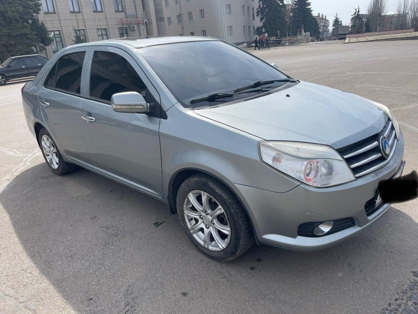 Geely MK 2011