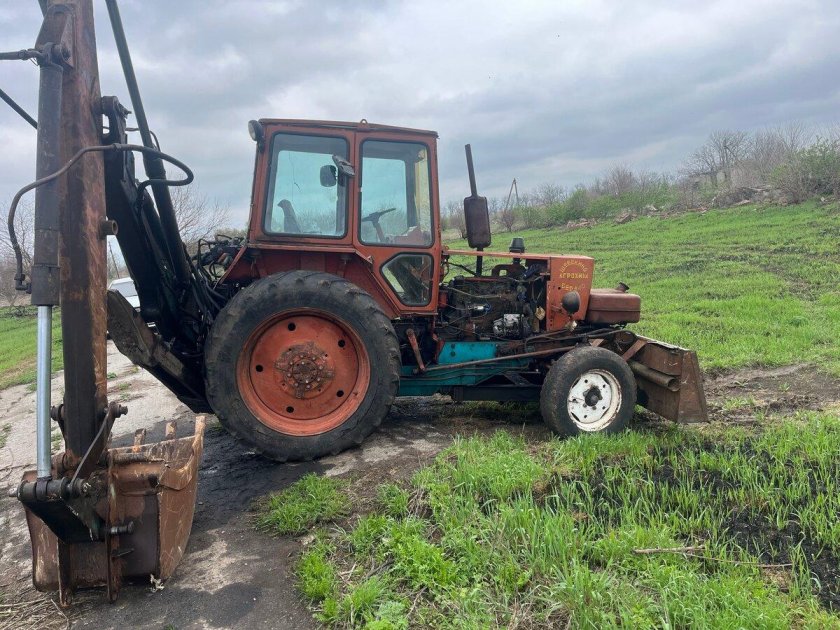 Трактор юмз 6 экскаватор