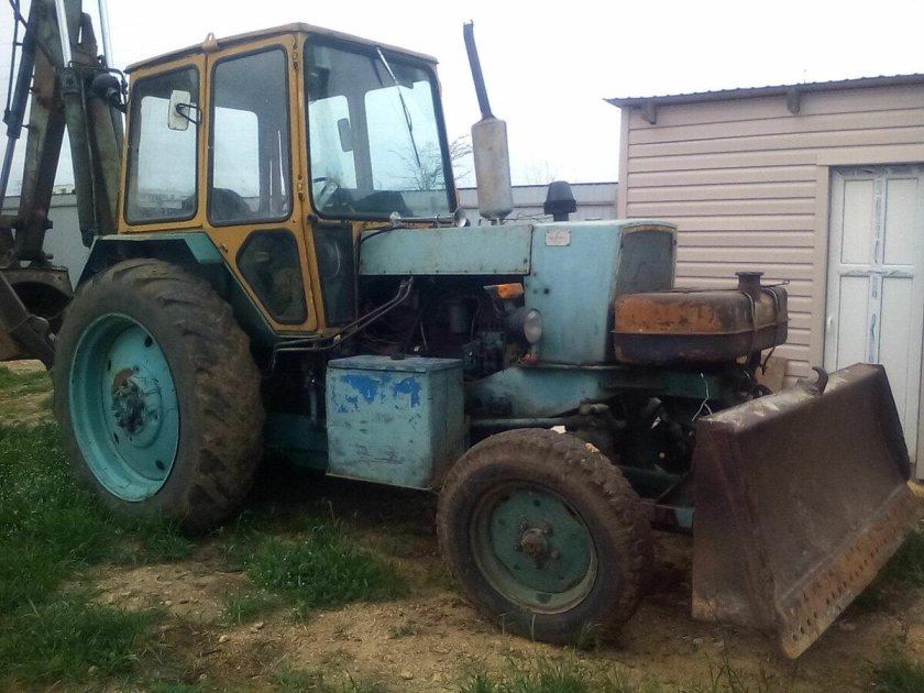 Трактор ЮМЗ ЭО 2621